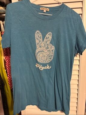 Lucky Brand Teal Tee with White Paisley Peace Hand